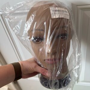 Mannequin head